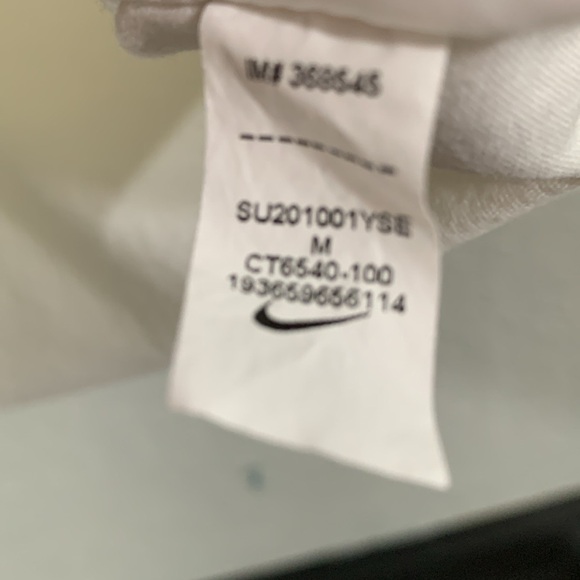 Nike Earth Printing Short Sleeve White CT6541-100      size M - Picture 9 of 14